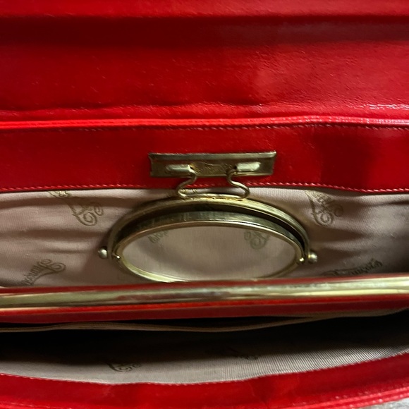 Francois • Vintage • Red • Crossbody Handbag • W/Gold Chain - Picture 9 of 15